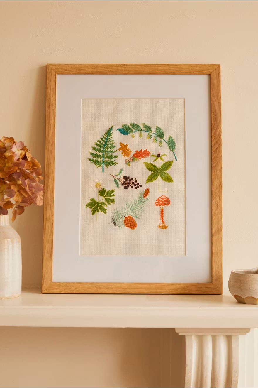 DMC Mindful Making - The Woodland Glade - kit med korsstygnsbroderi
