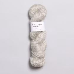 Rauma Vams i härva - tjockt garn i norsk ull att färga själv