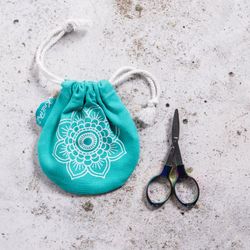Knitpro Mindful Rainbow Folding Scissors - ihopfällbar sax