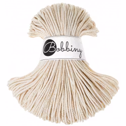 Bobbiny Golden Natural - naturvitt garn med guldig tråd (flera modeller)