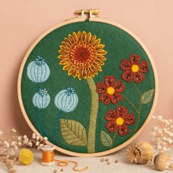 Corinne Lapierre - Botanical Felt Appliqué - kit för filtsömnad