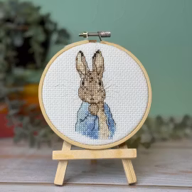 My Crafty Kit Company Beatrix Potter Embroidery Kit "Peter Rabbit" - broderikit med Pelle Kanin