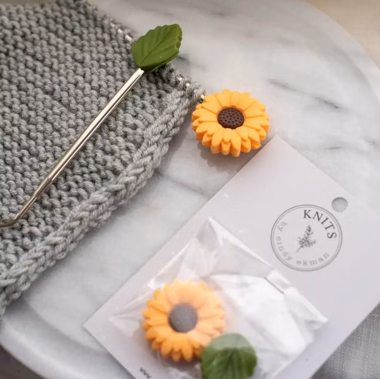 KNITS by Cindy Ekman Needle stopper Sunflower Set - Stickstopp med solros och blad