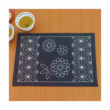 Sashikokit nr 312 - kit för att sy en bordtablett med sashiko