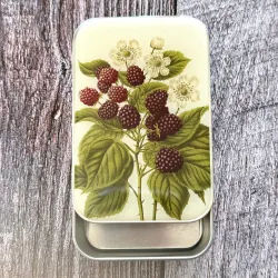 Firefly Notes Blackberry notions tin - Metallask med björnbär