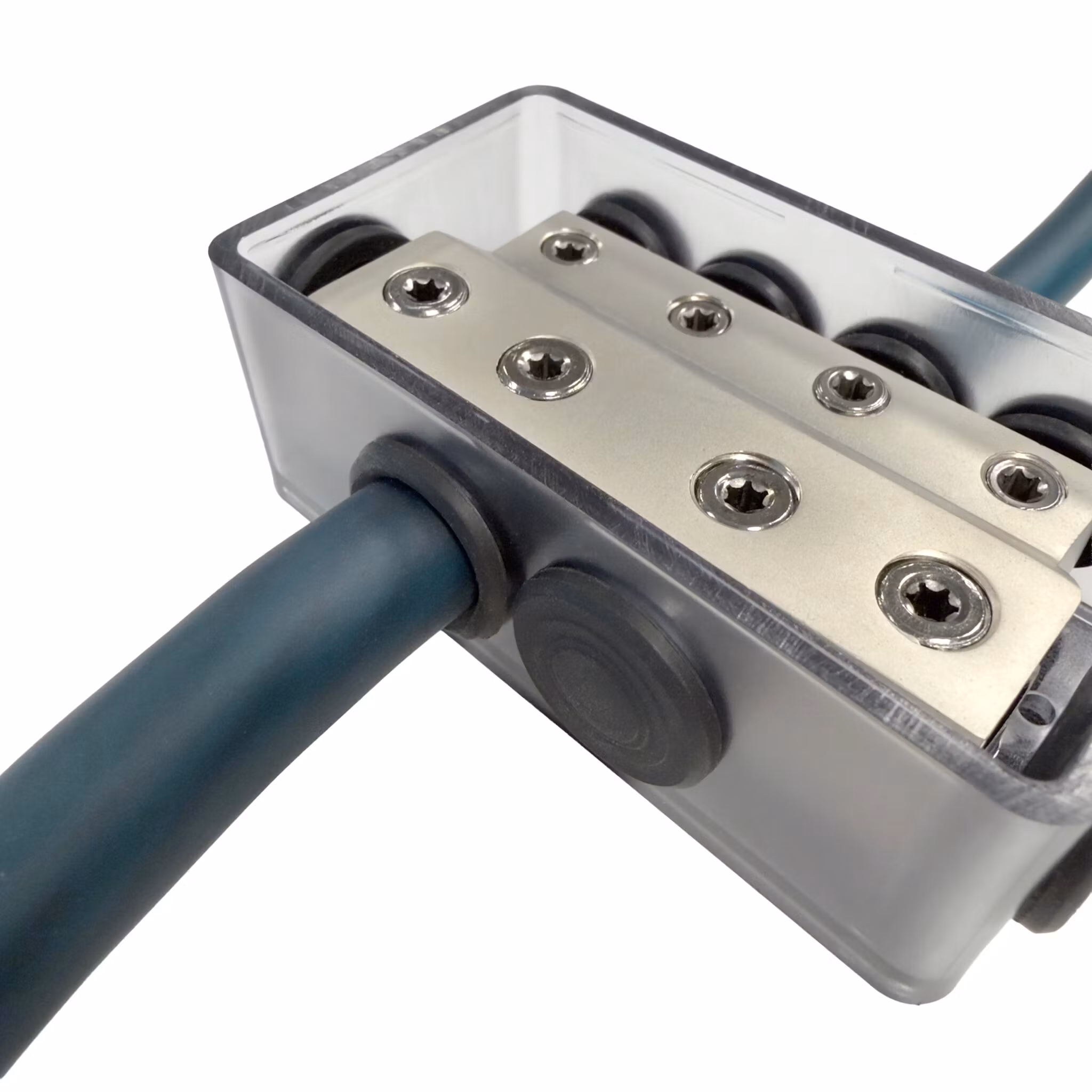 FOUR 	4-600440 STAGE 2 DISTRIBUTION BLOCK, 4X50MM2 TO 4X25MM2