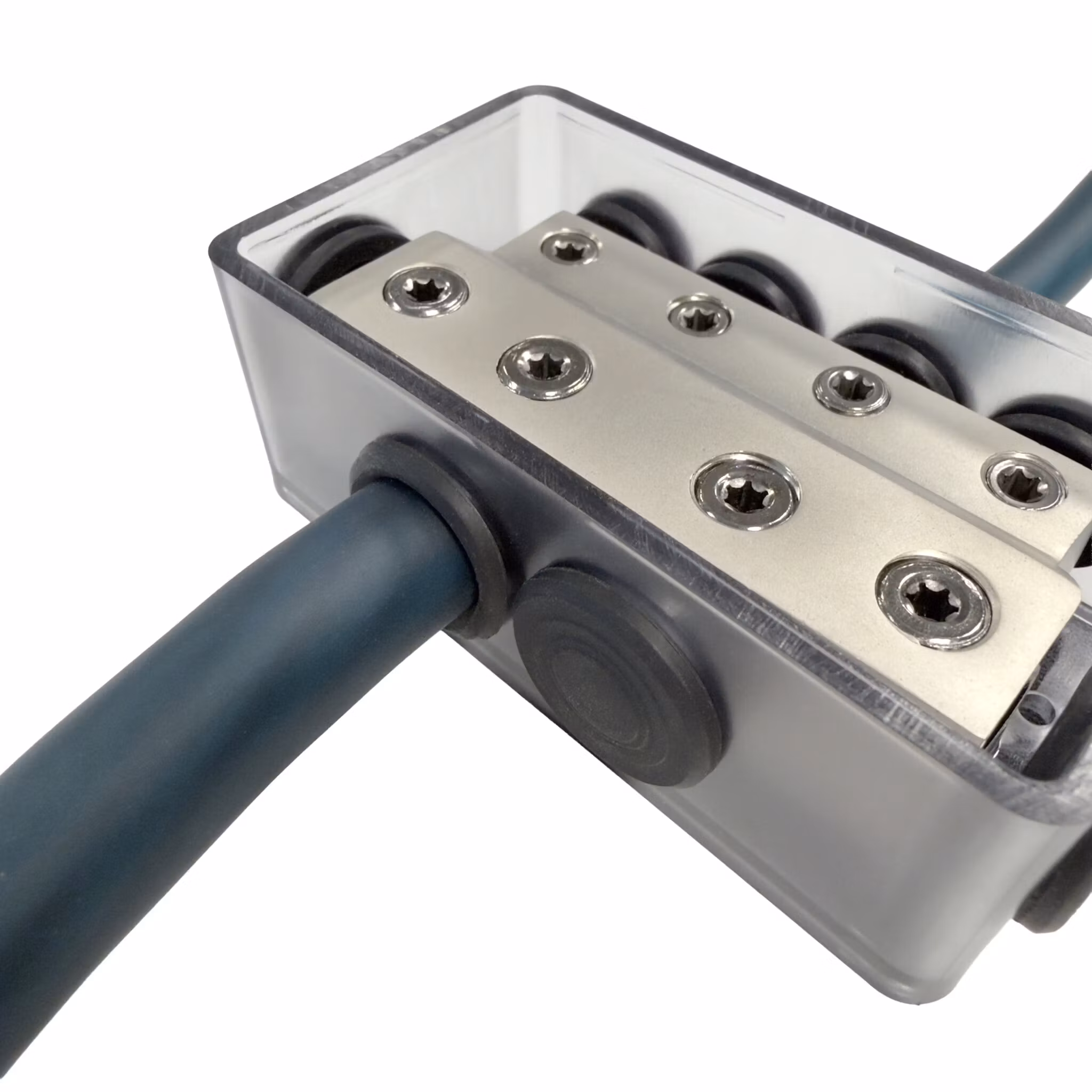 FOUR 	4-600440 STAGE 2 DISTRIBUTION BLOCK, 4X50MM2 TO 4X25MM2