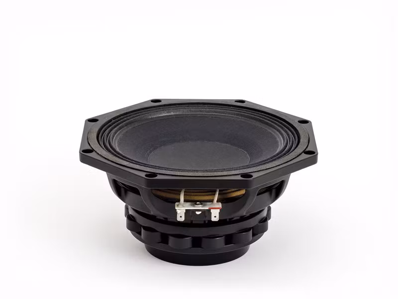 Eighteen Sound 8NMB750 – 8 Ω