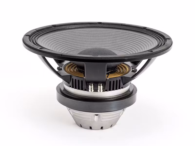 Eighteen Sound 15TLW3000 – 4 Ω