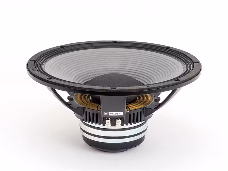 Eighteen Sound 15NCX1000 – 8 + 8 Ω