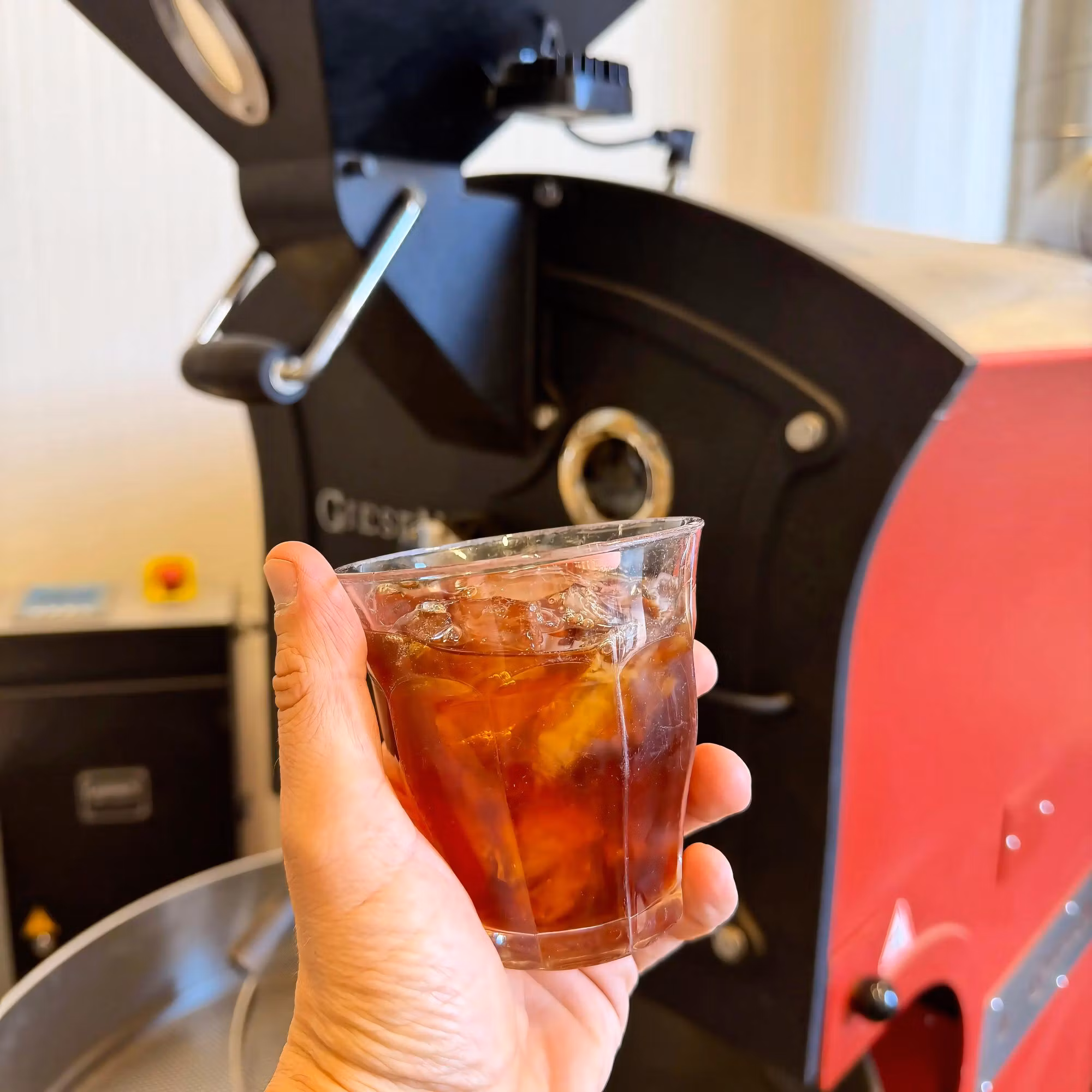 Brygga Iced V60 – Enkelt Recept på Iskaffe | Hälla Kafferosteri