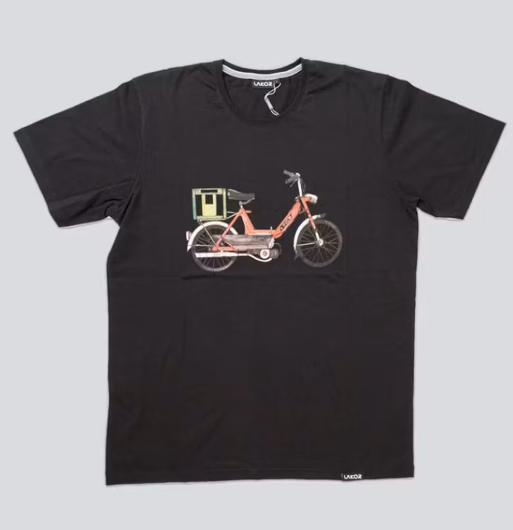 Lakor - Red Puch T-shirt (Black)