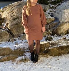 Eva Sweatshirt (kjole og genser)