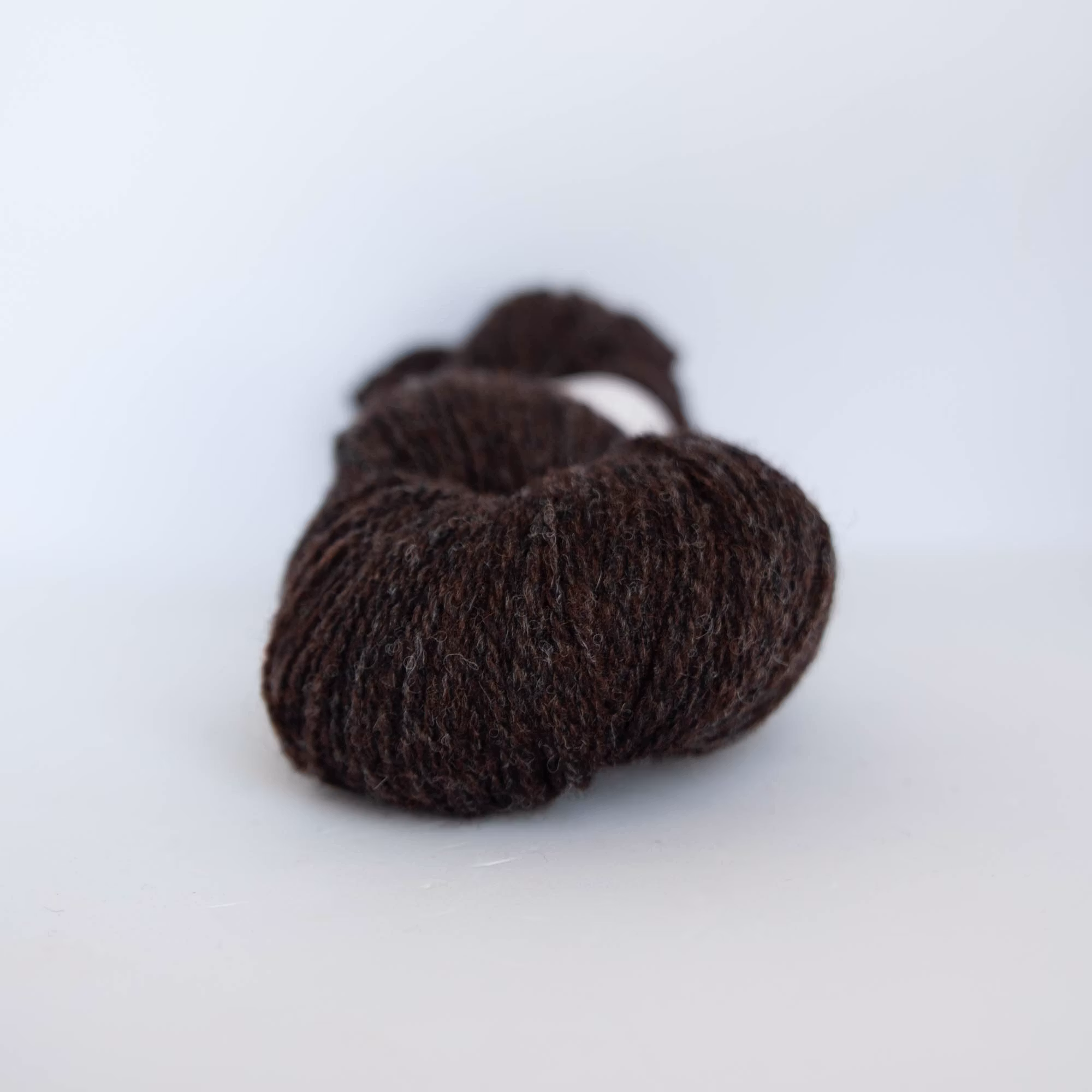 Ask Ullgarn - Melert Mørk Brun - (6103)