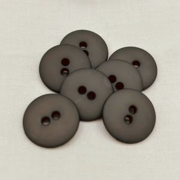 Knapp – Nancy Grå  – 18 mm ( K191118)