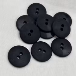 Knapp – Nancy Svart   – 18 mm ( K190822)