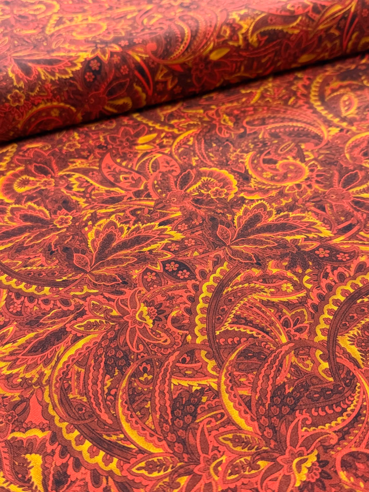 Harvest Beauty - Red
