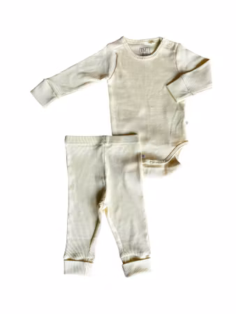 Ribbat set från BEBE, stl 60