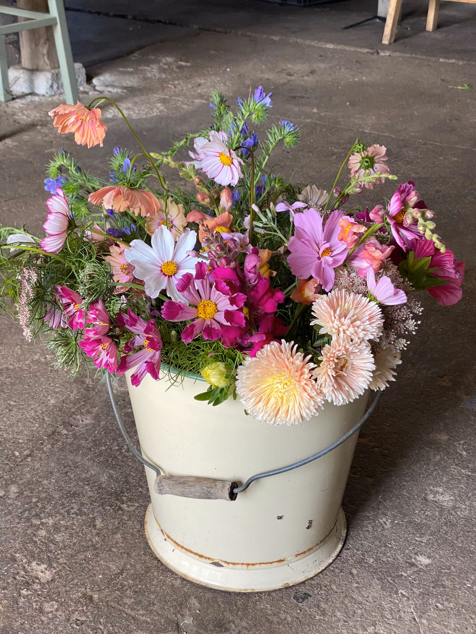 Blomsterdag - lär dig om sommarblommor och binda buketter 6.9.2025