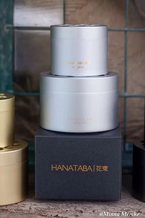 Hanataba Pearly Silver