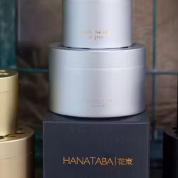 Hanataba Pearly Silver