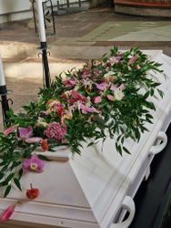 Sagolikt blomsterregn