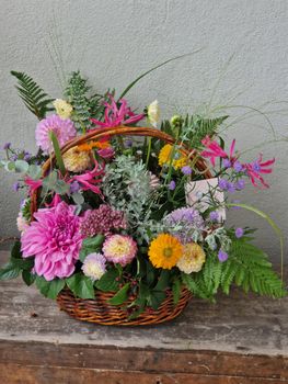 Sprakande Blomsterkorg