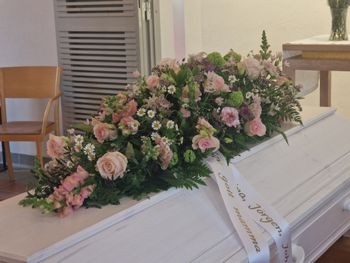 Rosa drömmar - kistdekoration