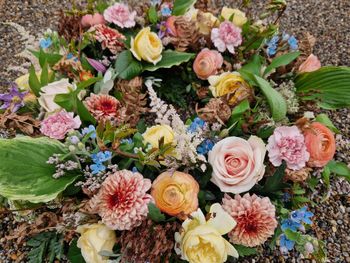 Blommig krans