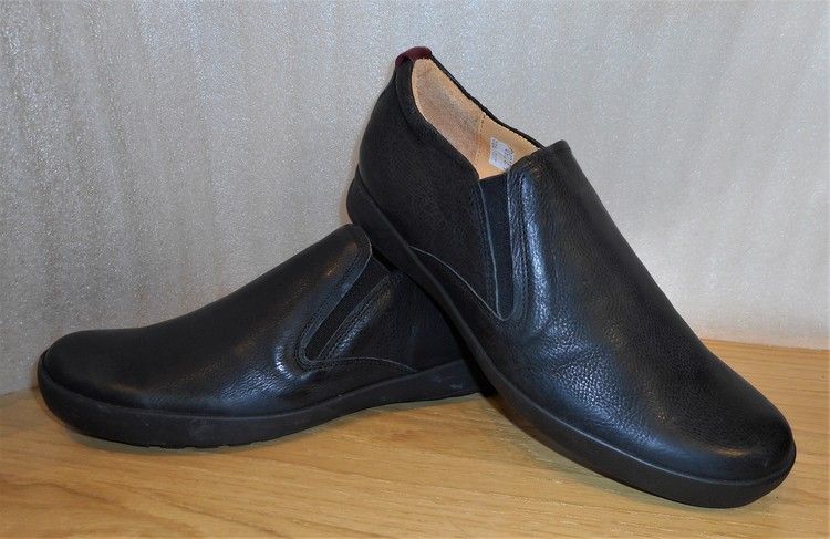 Svart loafer fabrikat Think!