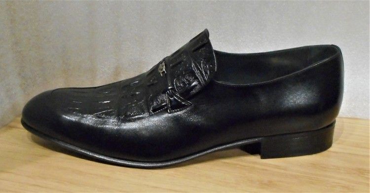 Svart loafer med reptilmönstrad ovandel - fabrikat Mister