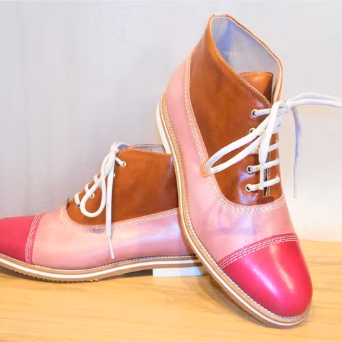 Snörkänga i rosa/brun kombination - fabrikat Amberone
