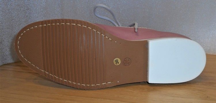 Snörkänga i rosa/brun kombination - fabrikat Amberone