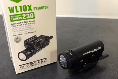 NEXTORCH Vapenlampa WL10X – kompakt lampa för Picatinny