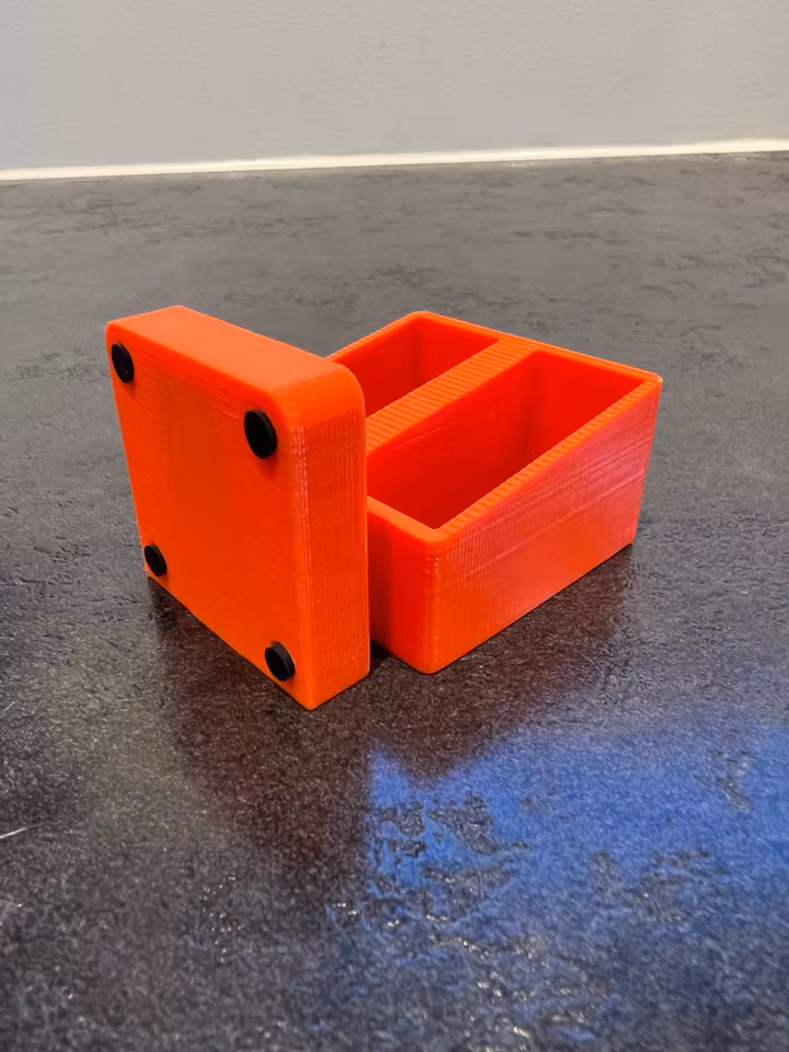 Magnetisk magasinhållare för Tikka T1 – East River Printing