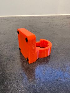 Magnetisk slutstyckeshållare för vapenskåp | East River Printing