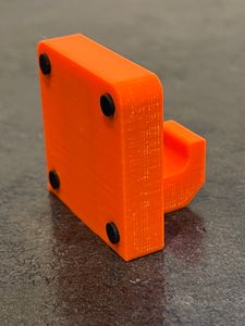 Universalkrok med magnet – för vapenskåp | East River Printing