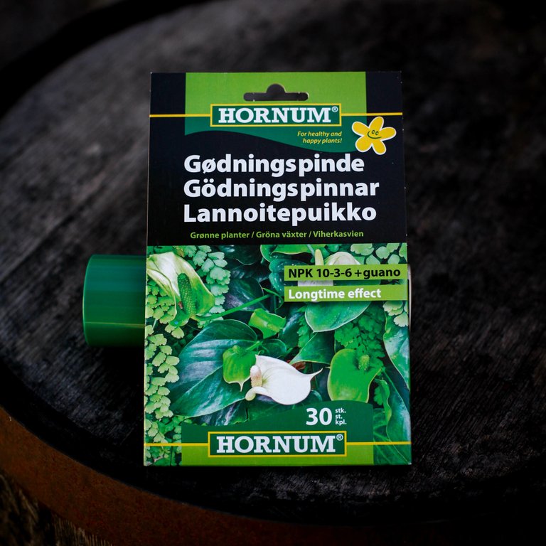 HORNUM Näringspinnar för Gröna Växter 30 st
