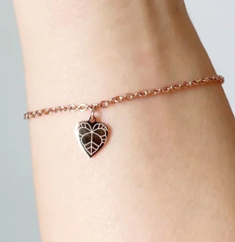 Halsband med Anthurium clarinervium-blad