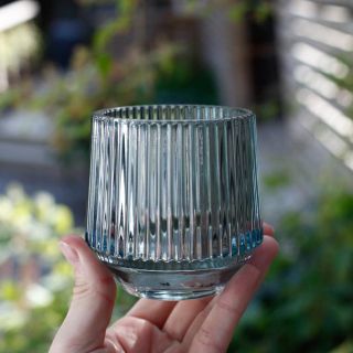 Minikruka Linea 6 cm – Ytterkruka i räfflat färgat glas