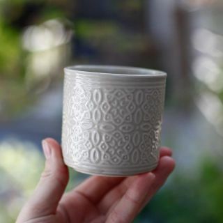 Minikruka Orbis 6 cm – Keramikkruka med cirkelmönster