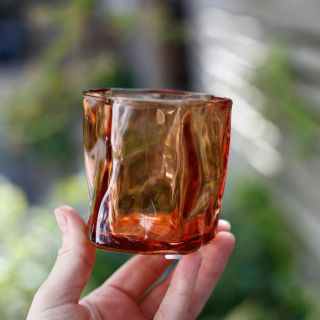 Minikruka Prisma 6 cm – Ytterkruka i färgat glas