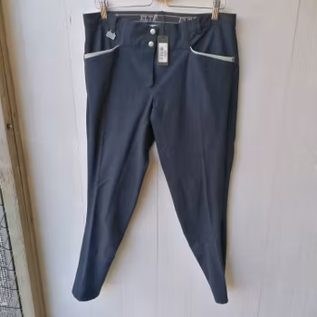 Ridbyxa stl 44 från ELT