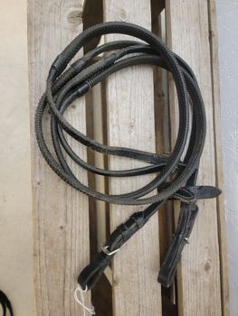 Gummityglar svarta stl cob från Claridge House