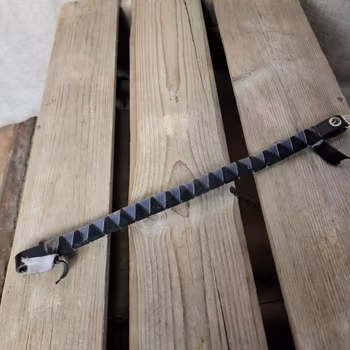 Pannband svart med svart/lila band från Fairfeild stl cob