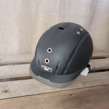 Hjälm ställbar 55-59 cm i svart från Casco