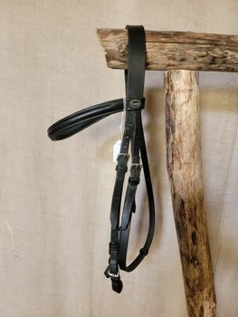 Träns i svart med silverspännen stl cob från Classic