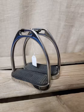 Stigbyglar fotbredd 11 cm från Rojal Steel