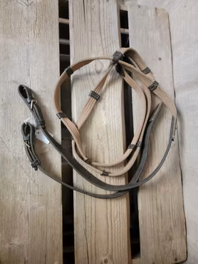 Vävribbstyglar stl cob i brunt med silverspännen