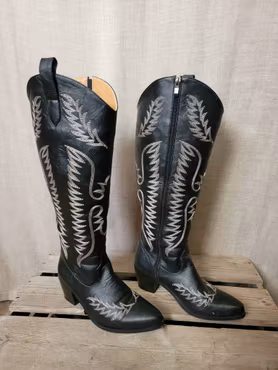 Westernboots stl 40 i konstskinn